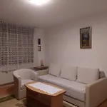 Apartment Galby - Dobrinja - 1km From The Airport *