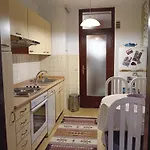 Apartment Galby - Dobrinja - 1km From The Airport