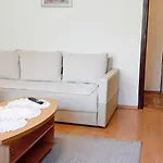 Galby - Dobrinja - 1km From The Airport Sarajevo