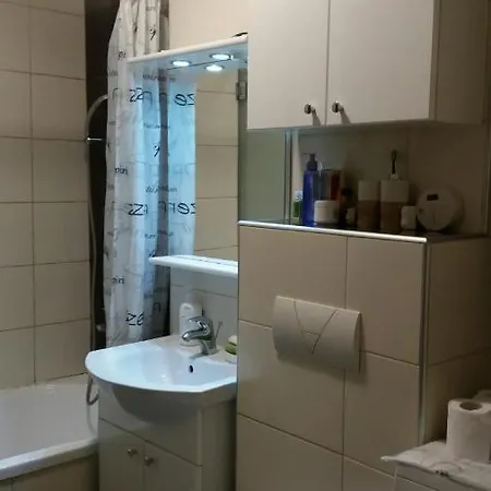 Galby - Dobrinja - 1km From The Airport Apartment Sarajevo